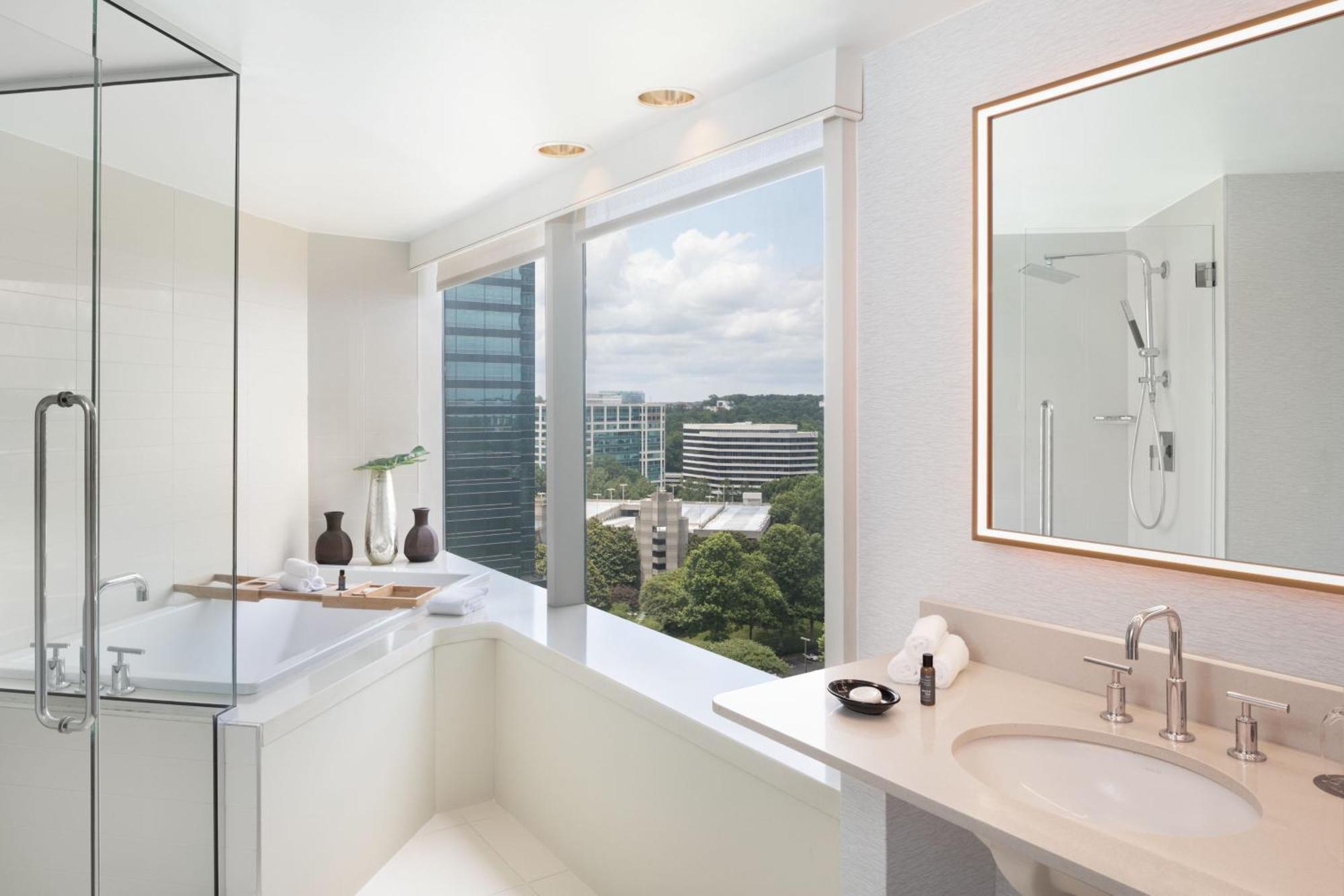The Westin Atlanta Perimeter North Hotel Sandy Springs Exterior photo